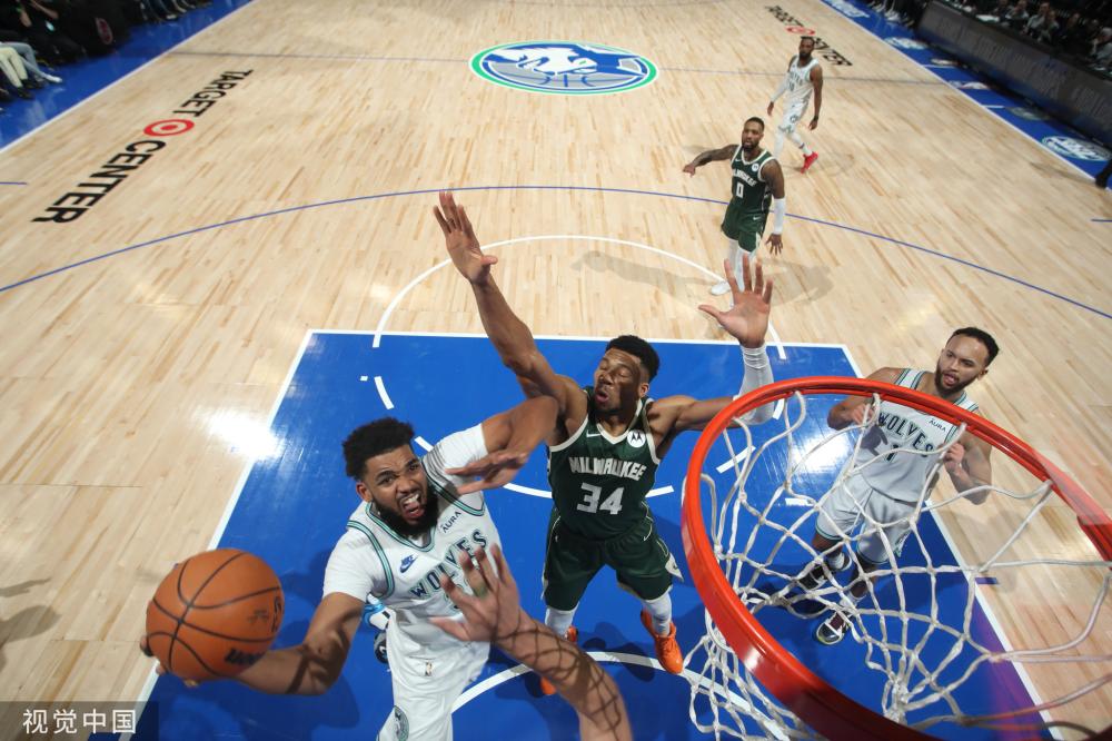 双方球迷的 双方球迷的