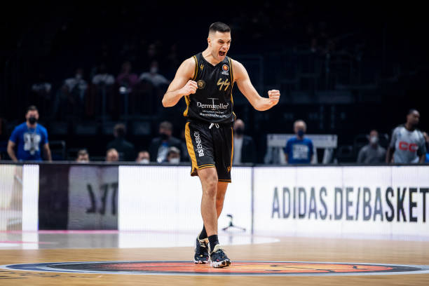 为了满足球 为了满足球